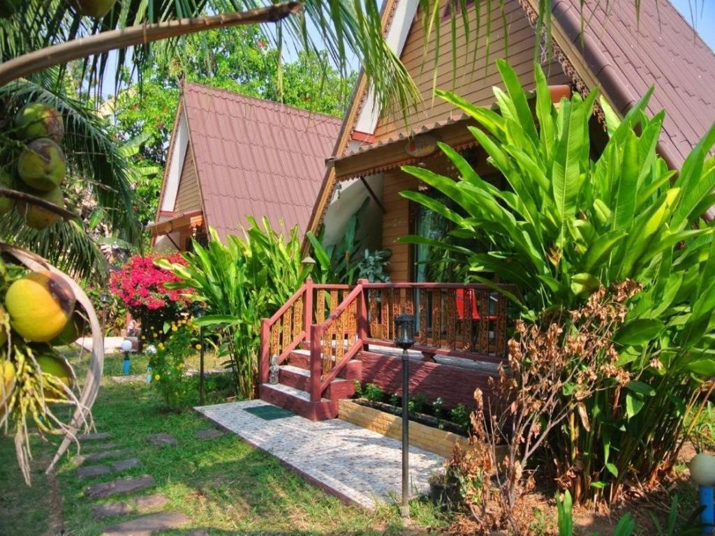 Himawari Restaurant And Cottage Ban Nong Hin (Khon Kaen) Exterior foto